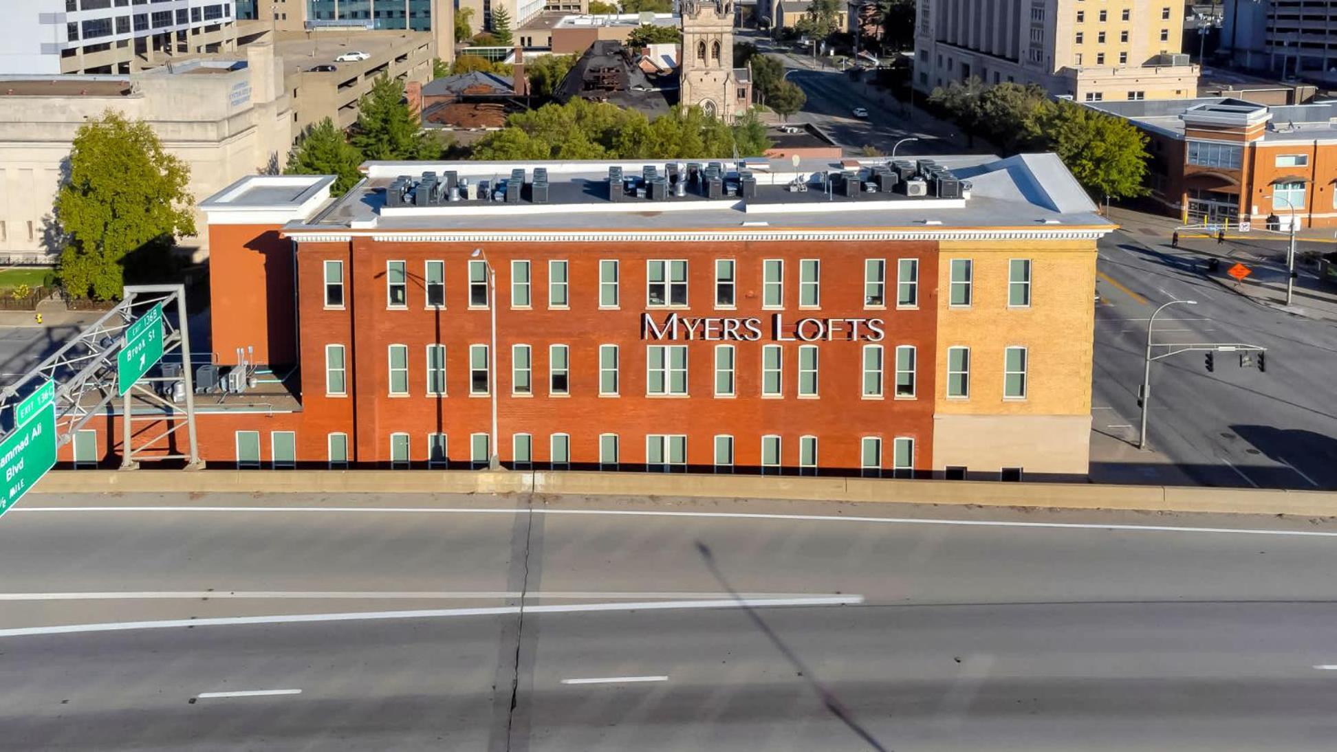 Bright And Modern In # 301
